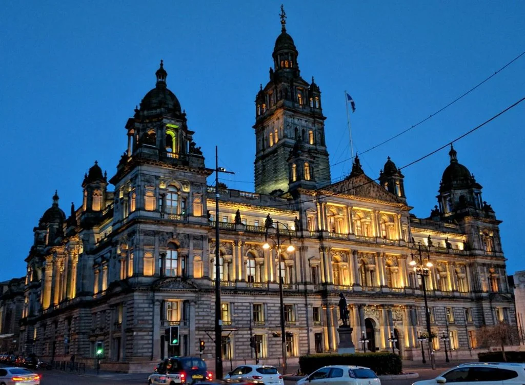 walking tour in glasgow